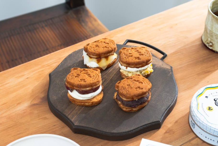 メイン商品「とらもっち」! 和と洋を楽しめるスイーツバーガー