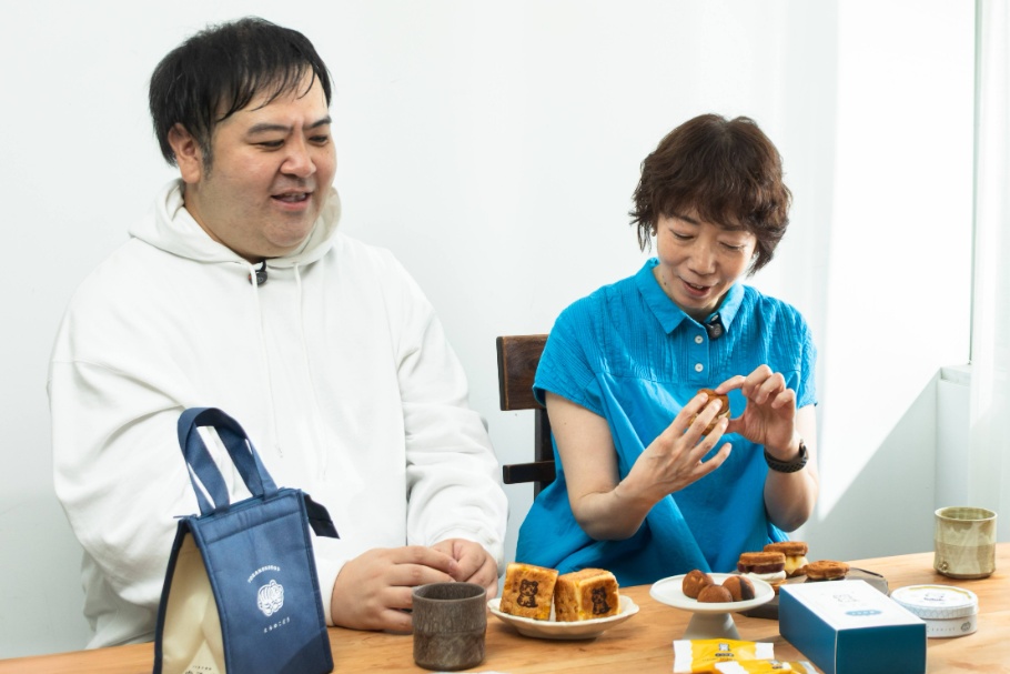 メイン商品「とらもっち」! 和と洋を楽しめるスイーツバーガー