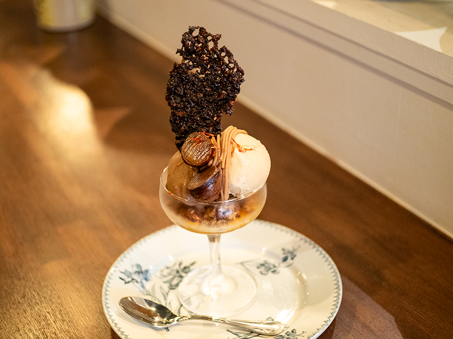 栗とコーヒーとチョコレートのパルフェ